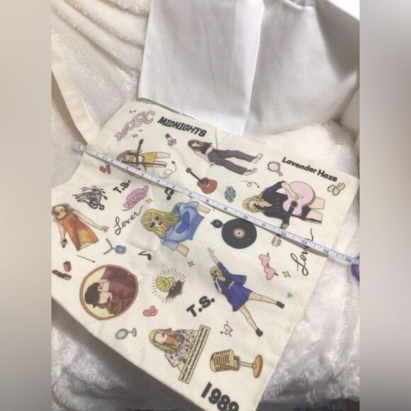 Taylor Swift Eras tour set of Two 14.5” discography tote bags NWOT - Picture 2 of 4